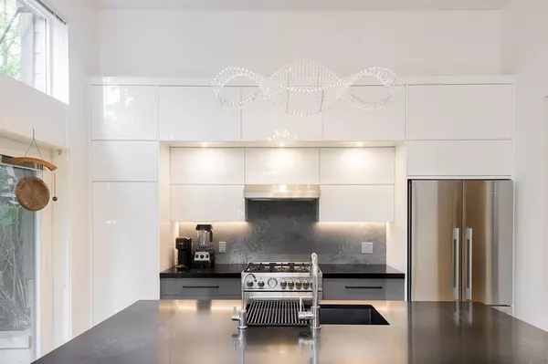 Vancouver, BC V6T 2L5,5952 Chancellor Mews