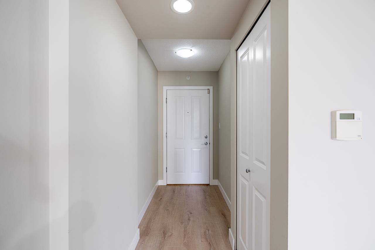 Vancouver, BC V5R 6H3,3588 Crowley DR #1009