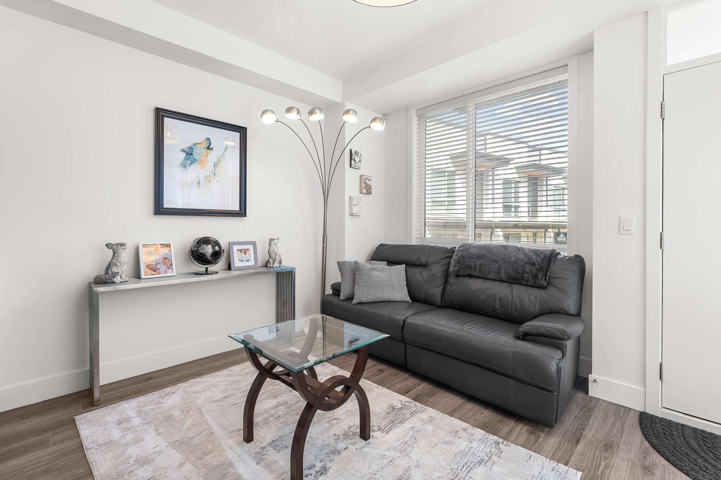 Surrey, BC V3Z 0T9,2825 159 ST #36