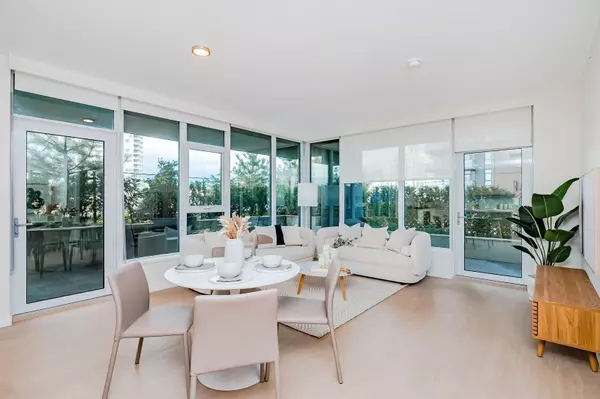 Burnaby, BC V5C 6A8,2108 Gilmore AVE #607