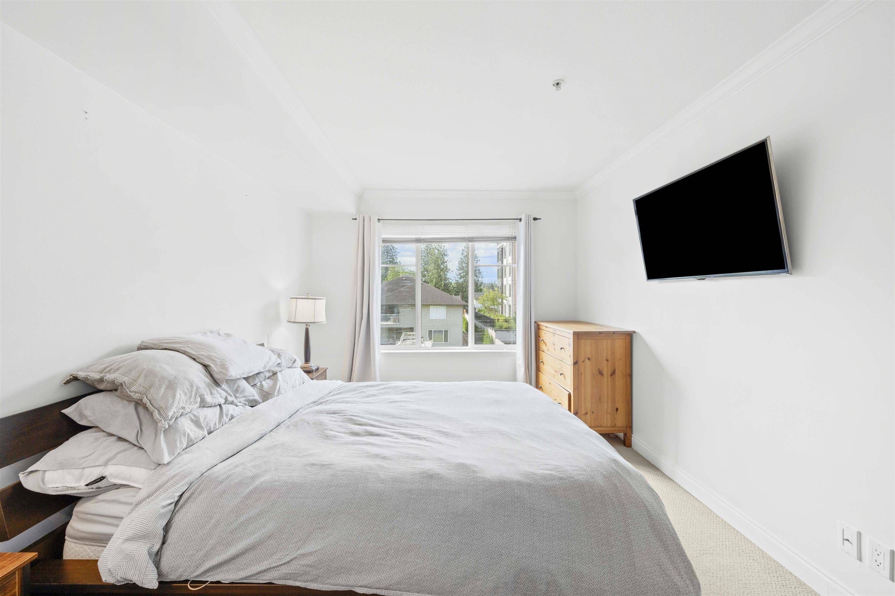 5438 198 ST #210 Langley, BC V3A 1G2