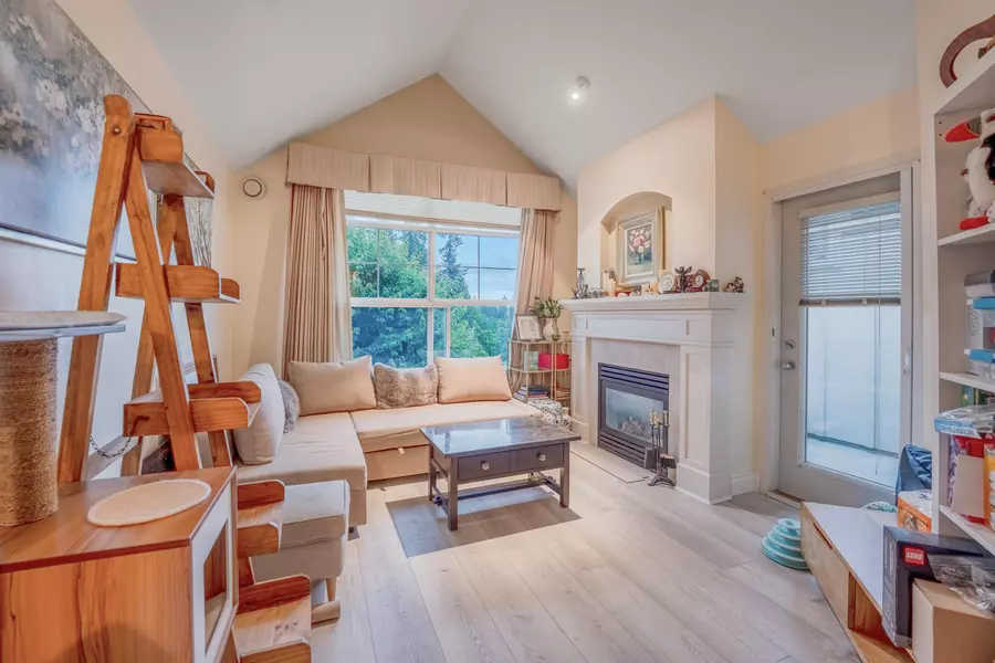 960 Lynn Valley RD #416, North Vancouver, BC V7J 3V6