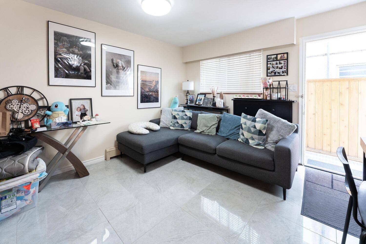 Vancouver, BC V5K 2S5,3289 Venables ST