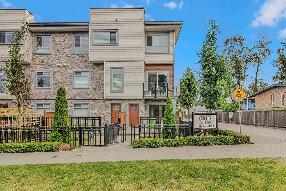 Surrey, BC V3V 1Y4,13328 96 AVE #1
