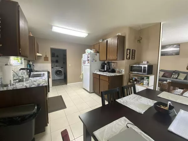 Abbotsford, BC V2T 4C8,32525 George Ferguson WAY