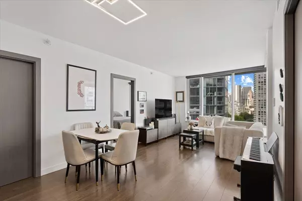 Vancouver, BC V6B 0P4,68 Smithe ST #1611