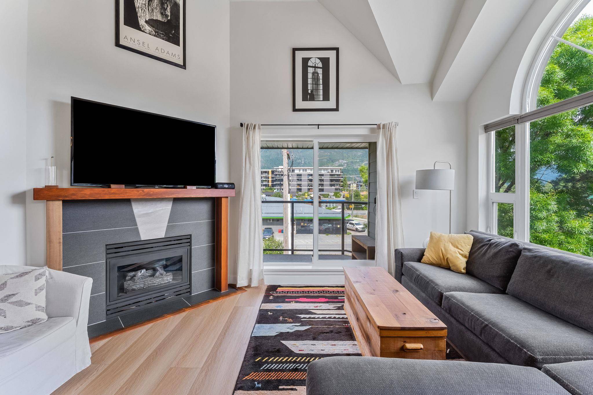 Squamish, BC V8B 0K1,1466 Pemberton AVE #312