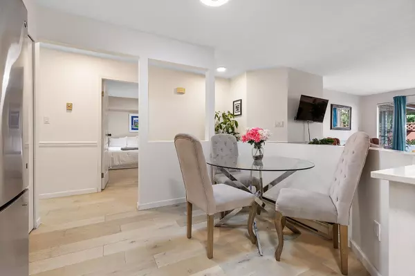 Maple Ridge, BC V2X 3H6,22128 Dewdney Trunk RD #9