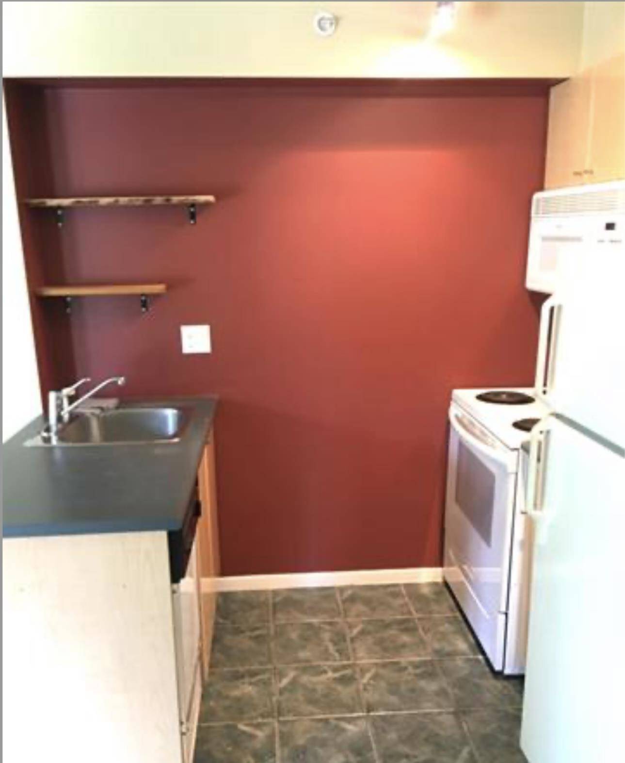Vancouver, BC V6G 3G7,1889 Alberni ST #207