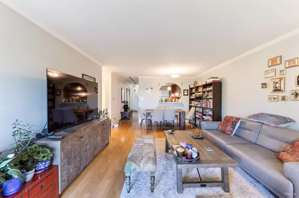 Vancouver, BC V5Z 4K7,1869 Spyglass PL #302