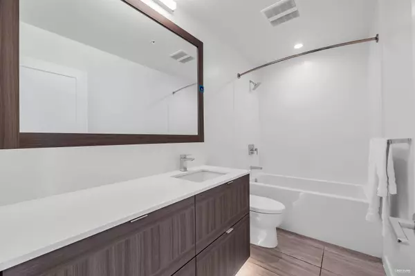 2351 Beta AVE #TH302 Burnaby, BC V5C 0M2