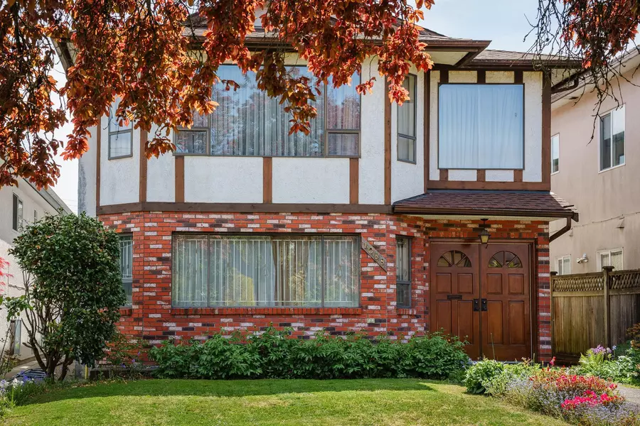 1088 E 50th AVE, Vancouver, BC V5X 1B8