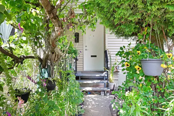 Vancouver, BC V5S 1M1,3441 E 49th AVE #89