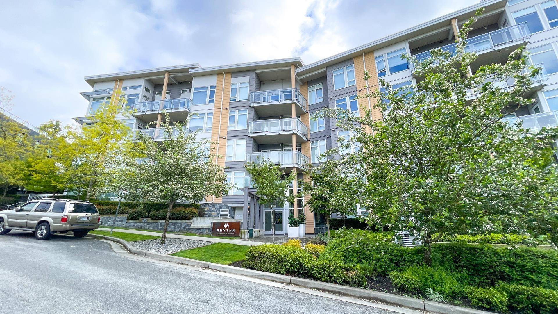 3263 Pierview CRES #413, Vancouver, BC V5S 0C3