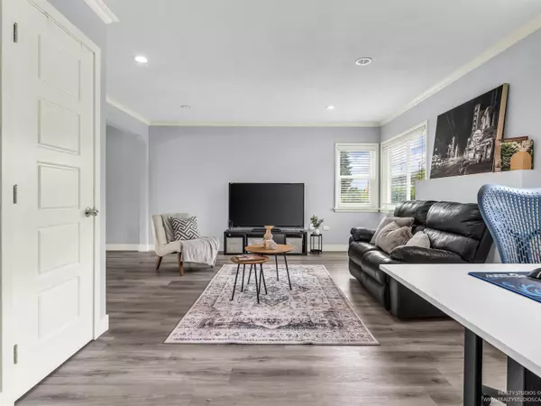Vancouver, BC V5K 4A5,45 Renfrew ST
