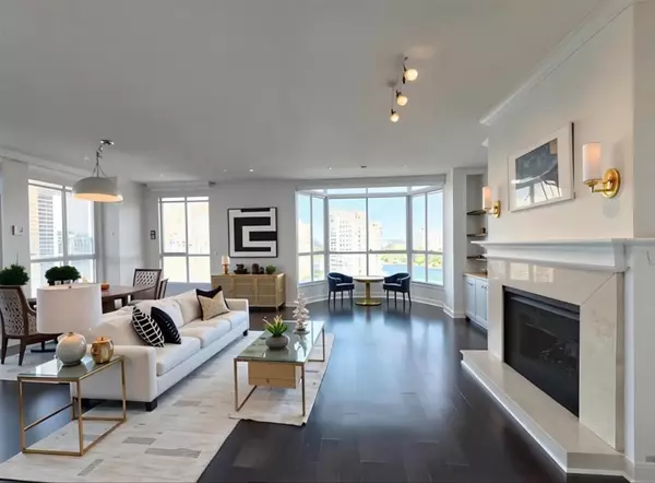1500 Howe ST #2304, Vancouver, BC V6Z 2N1
