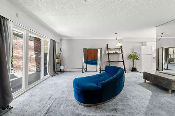 White Rock, BC V4B 3V4,1520 Blackwood ST #101