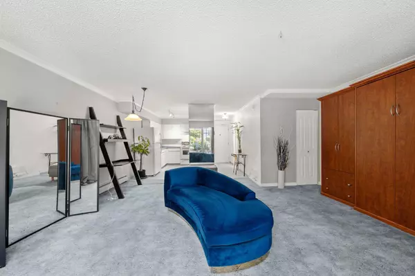 White Rock, BC V4B 3V4,1520 Blackwood ST #101