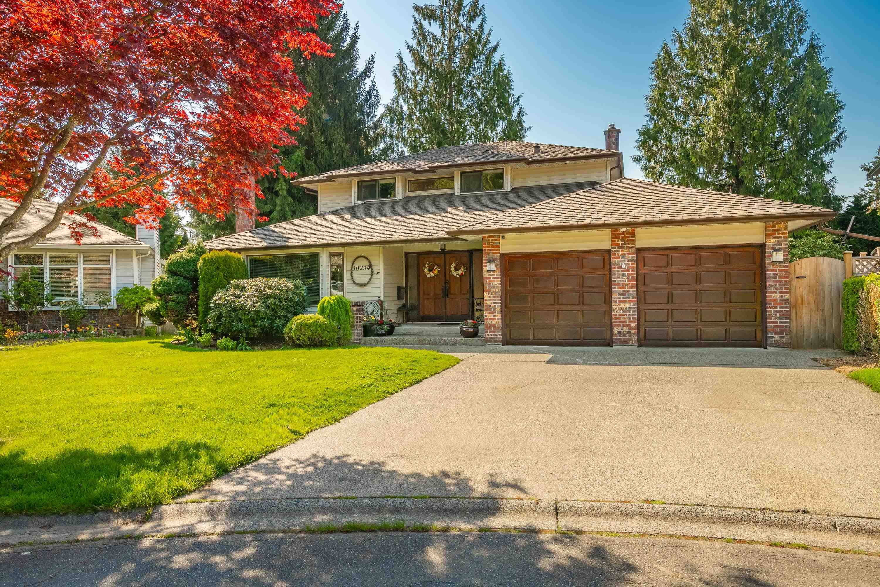 10234 156a ST, Surrey, BC V4N 2H2