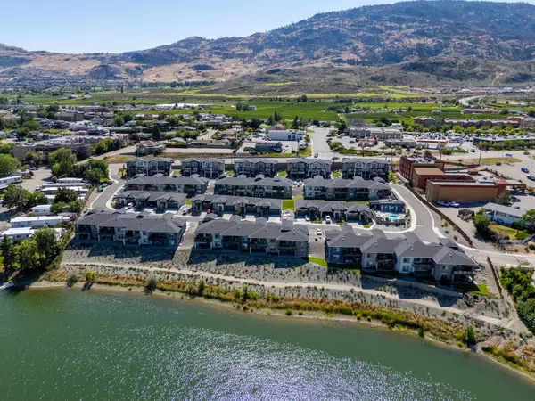 No City Value, BC V0H 1V2,8000 Vedette DR #48
