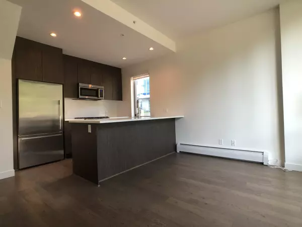 Burnaby, BC V5A 0E1,9068 University CRES
