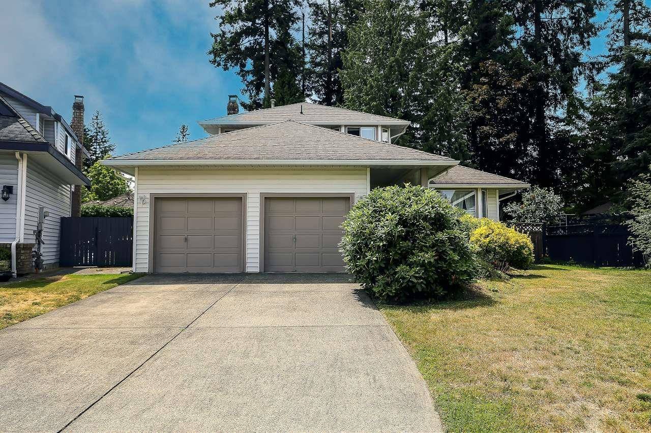 5979 Southpark GRV, Surrey, BC V3X 2B9