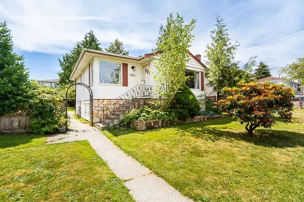 Burnaby, BC V5G 1V5,3724 Kincaid ST