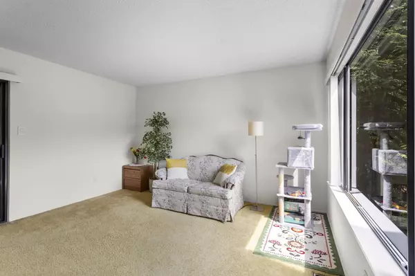 Port Moody, BC V3H 3V1,423 Cambridge WAY