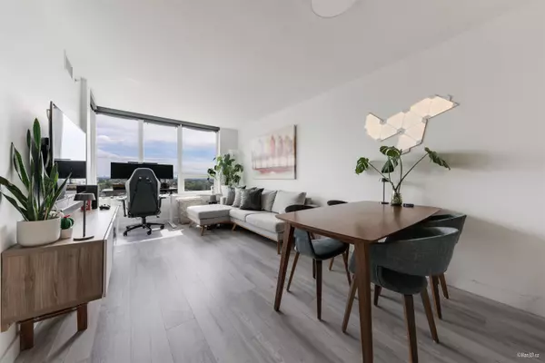 3233 Ketcheson RD #1703, Richmond, BC V6X 0R3