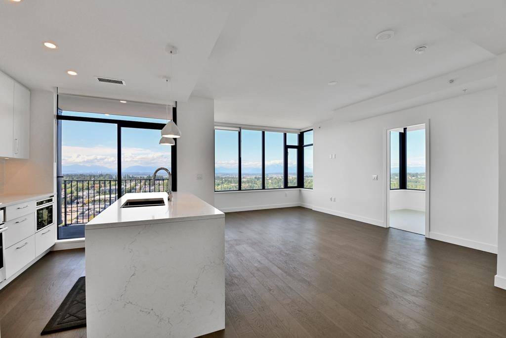 White Rock, BC V4B 3Z7,1588 Johnston RD #1902