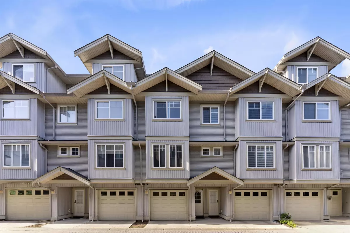 Surrey, BC V3W 1P5,12040 68 AVE #92
