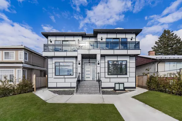 4527 Clinton ST, Burnaby, BC V5J 2K6