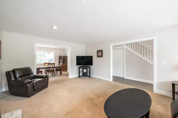 Surrey, BC V3S 7M5,5644 E Sunrise CRES