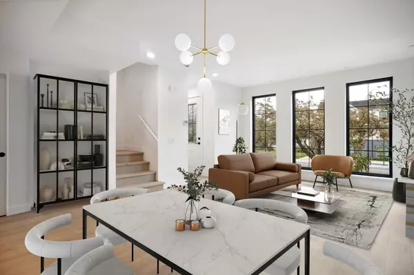 Vancouver, BC V5Y 2H8,157 W King Edward AVE #101