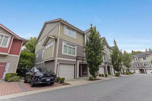 Surrey, BC V3R 7C6,15399 Guildford DR #40