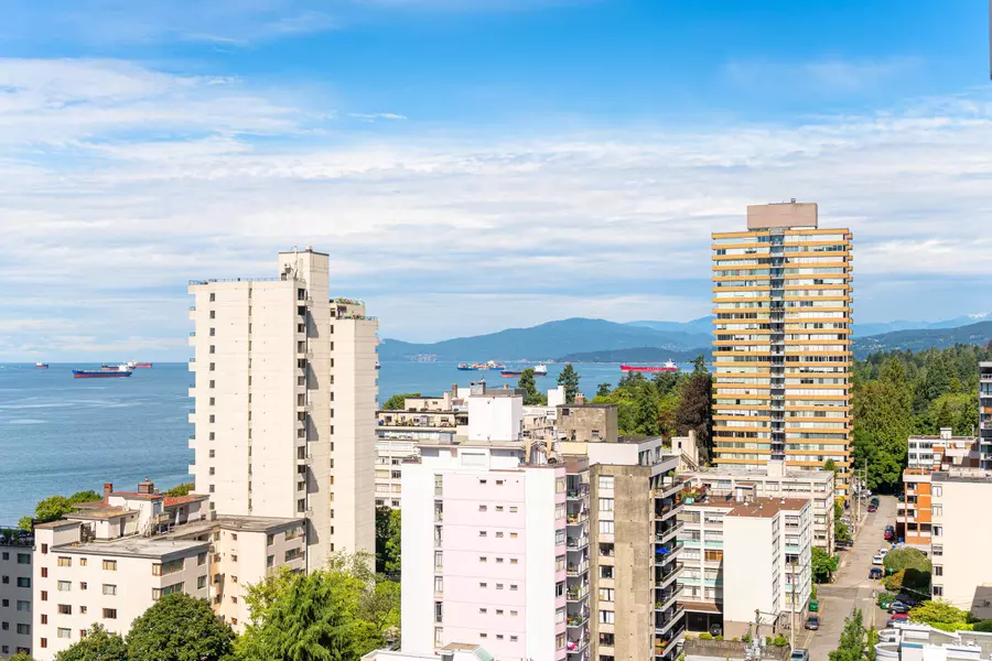 1850 Comox ST #1603, Vancouver, BC V6G 1R3