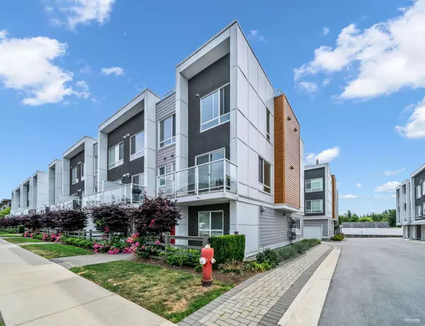 Langley, BC V3A 3X2,19628 55a AVE #1
