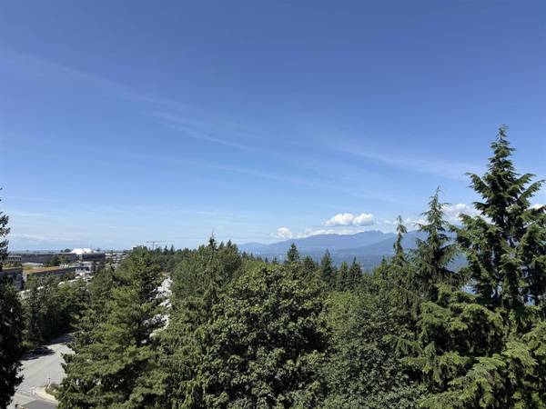 8850 University CRES #609, Burnaby, BC V5A 0C8