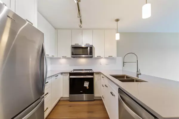 22562 121 AVE #409 Maple Ridge, BC V2X 3Y8