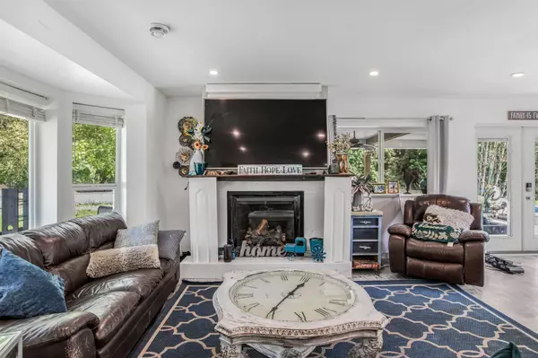 Abbotsford, BC V4X 2G3,29750 Sangara AVE #15