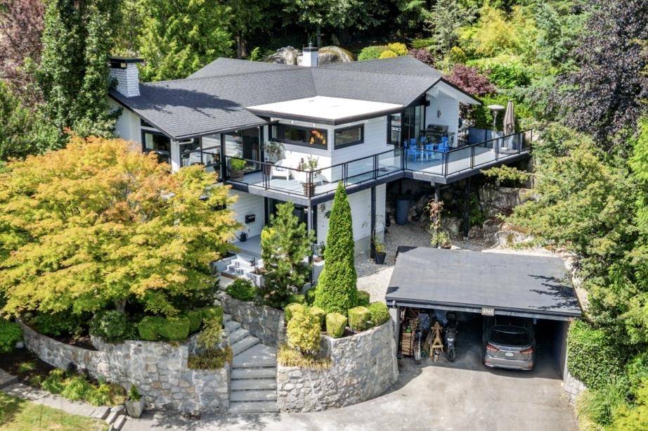 4965 Keith RD, West Vancouver, BC V7W 2M9