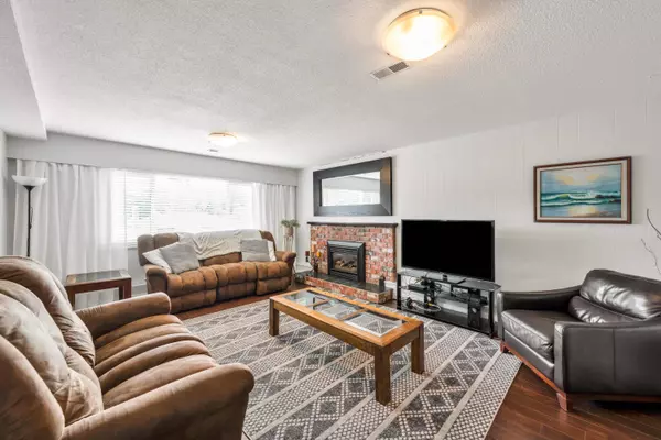 8916 Russell DR, Delta, BC V4C 4P9