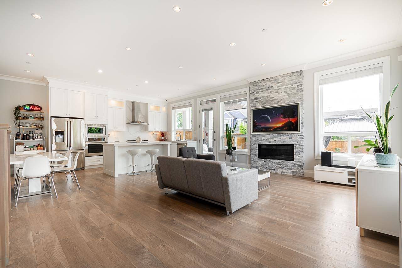 Pitt Meadows, BC V3Y 1H1,11708 Blakely RD