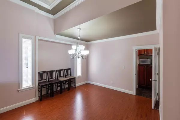 Surrey, BC V3S 0V1,7521 149 ST