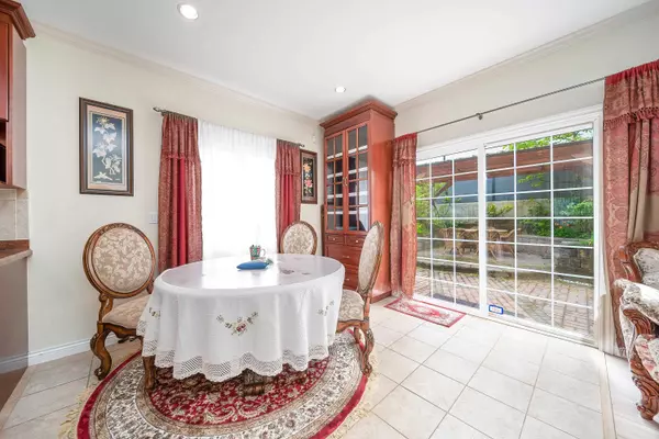 Burnaby, BC V5H 1L5,4708 Sardis ST