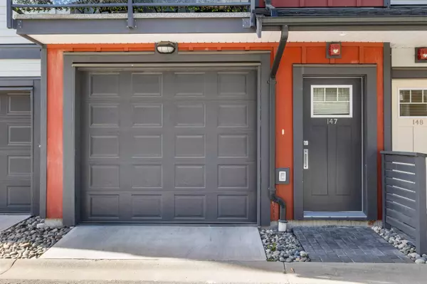 Pitt Meadows, BC V3Y 0G6,19451 Sutton AVE #147