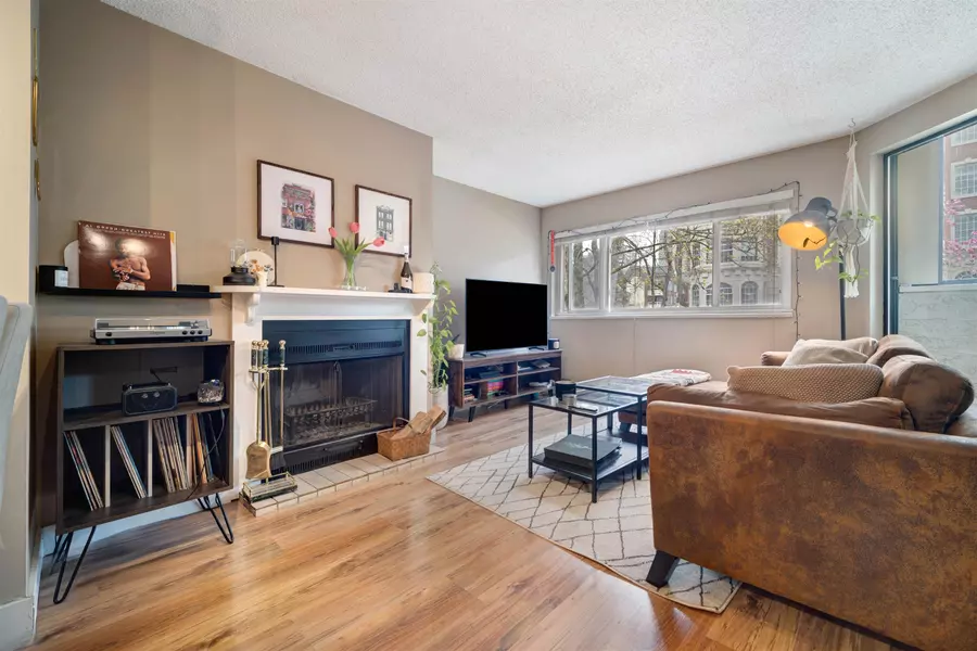 936 Bute ST #202, Vancouver, BC V6E 1Y8