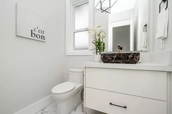 7525 205a ST Langley, BC V2Y 1V5