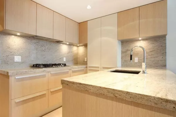 Vancouver, BC V6Z 2N7,1351 Continental Street #807