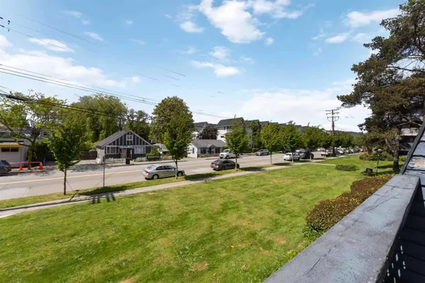 Surrey, BC V3S 1N4,17661 58a AVE #104